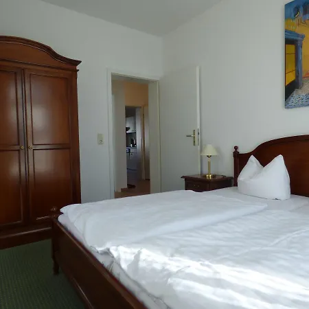 Villa-Loni-Ferienwohnung-11 Apartamento